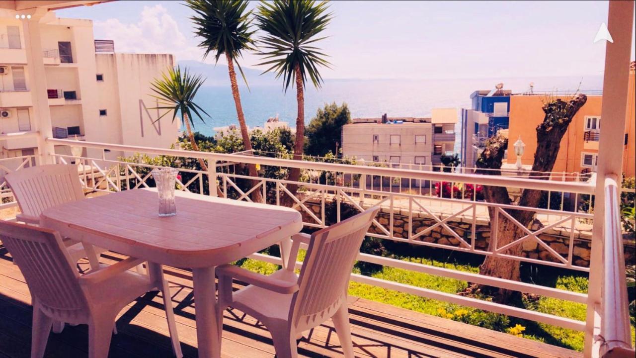Apartments On The Beach Sarandë エクステリア 写真