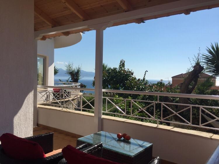 Apartments On The Beach Sarandë エクステリア 写真