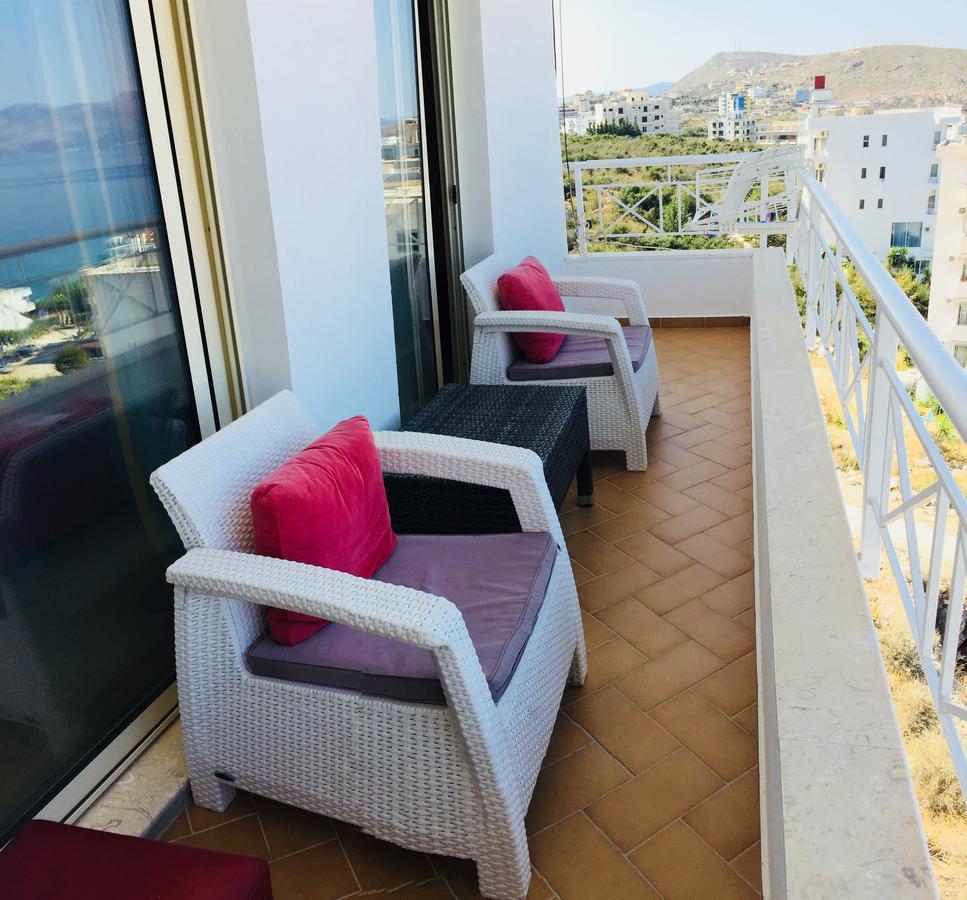 Apartments On The Beach Sarandë エクステリア 写真